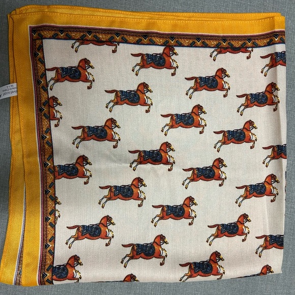 Geometric Patterned Scarf - Picture 2 of 4